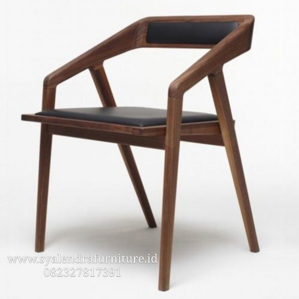 Kursi Cafe Kayu Solid Minimalis