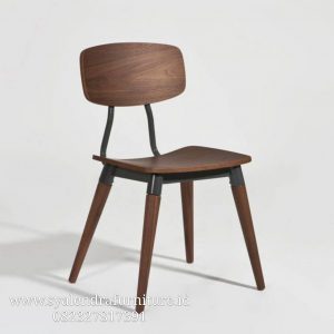 Kursi Cafe Kayu Solid Mix Besi