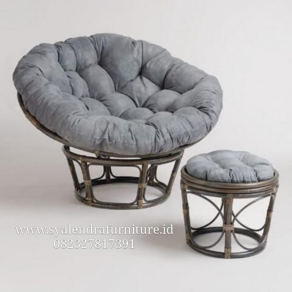 Sofa Santai Rotan Sintetis Jok Tebal